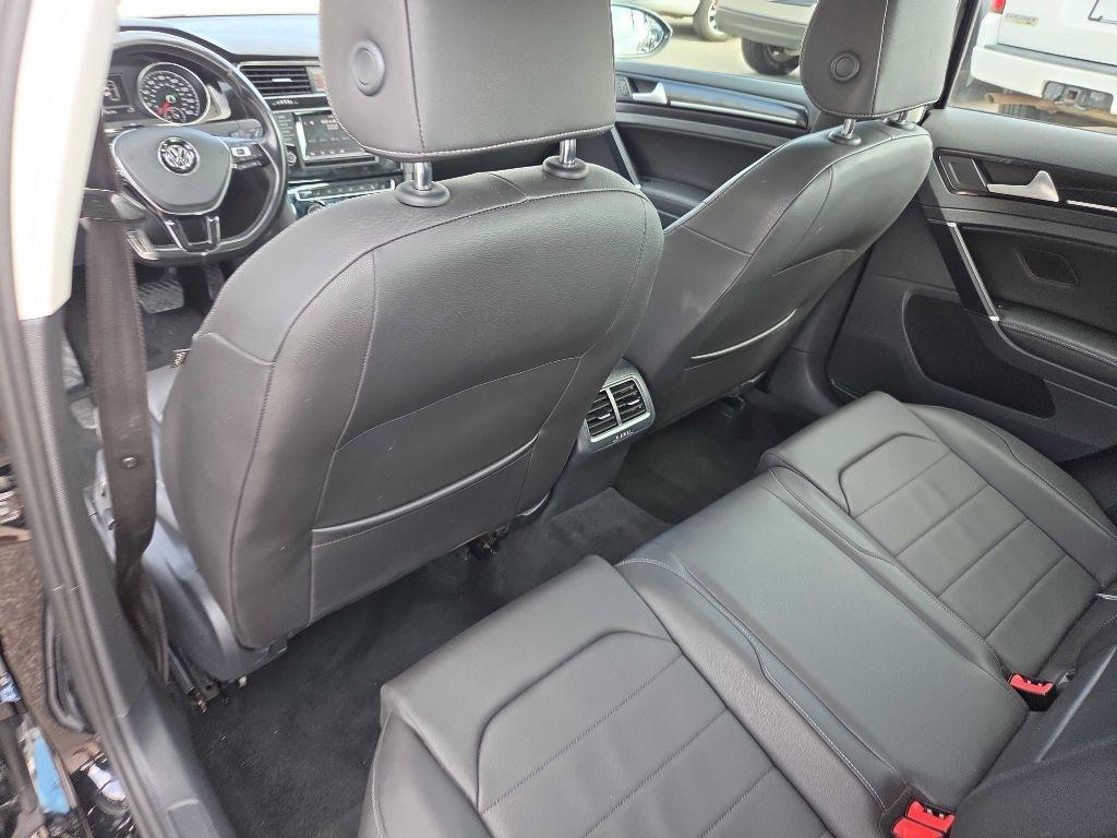 Volkswagen Golf TSI S 6A 2015