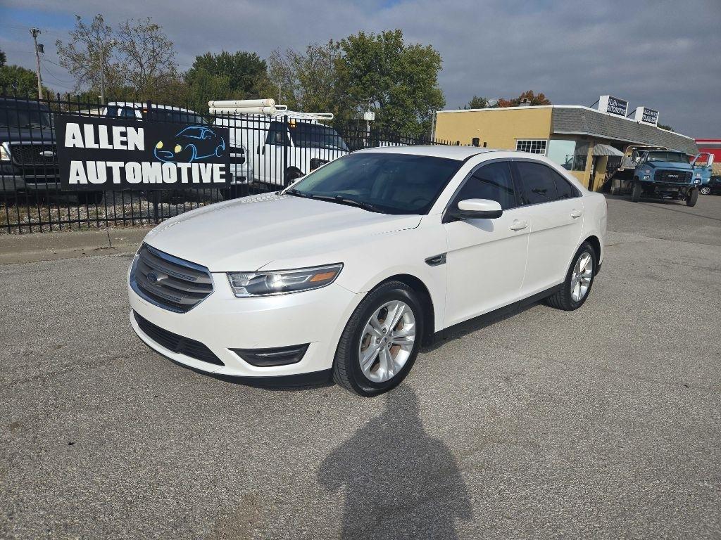 Ford Taurus SEL FWD 2017
