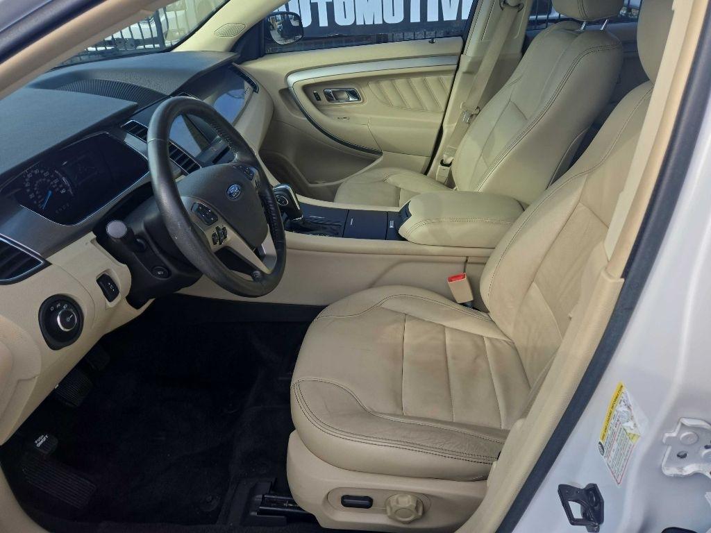 Ford Taurus SEL FWD 2017