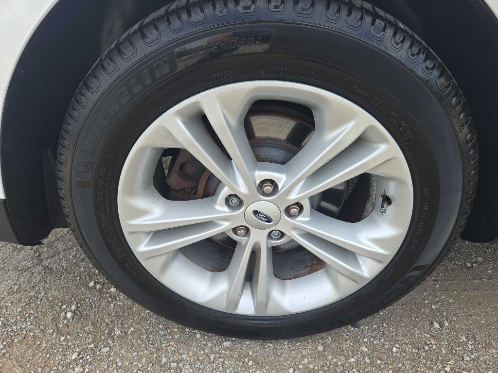 Ford Taurus SEL FWD 2017