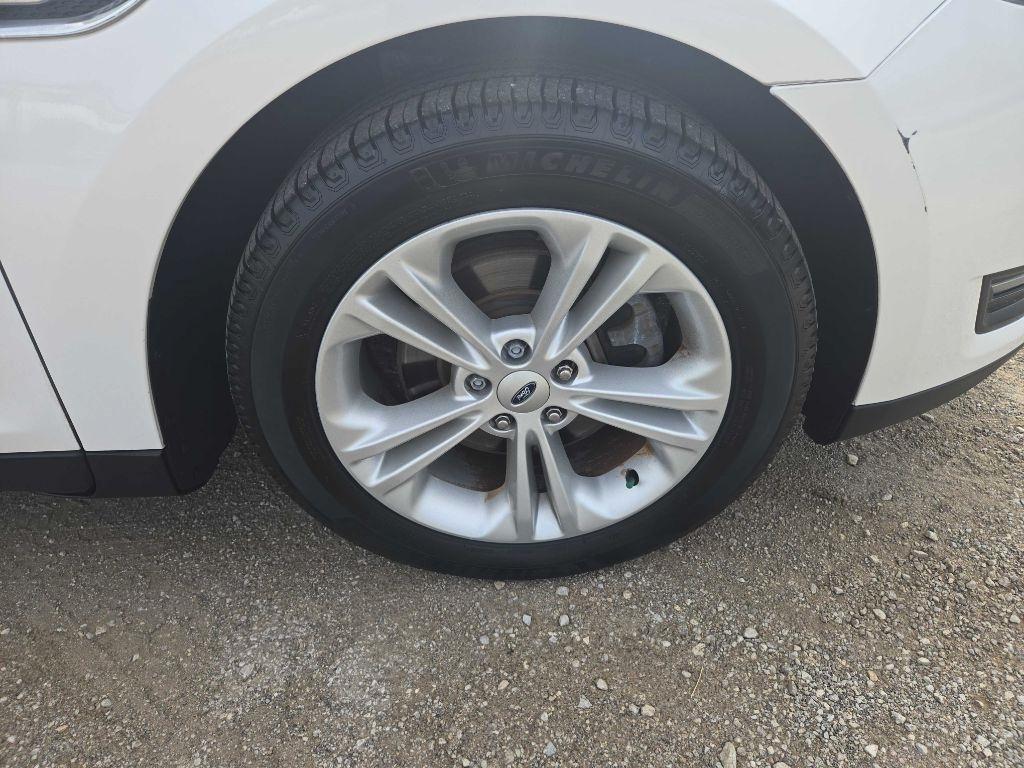 Ford Taurus SEL FWD 2017