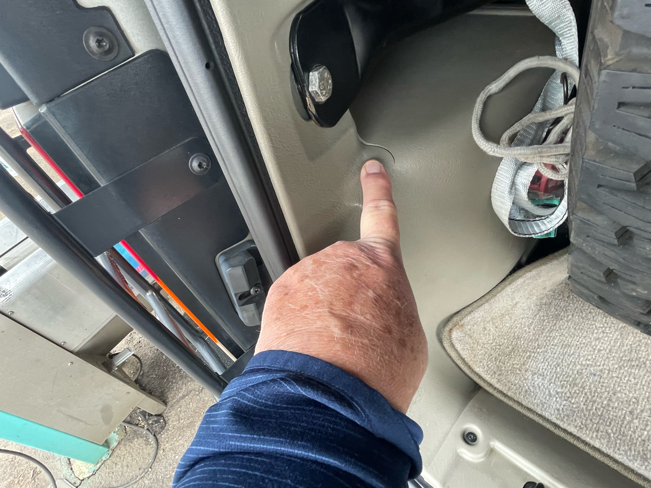 HUMMER H2 Sport Utility 2003