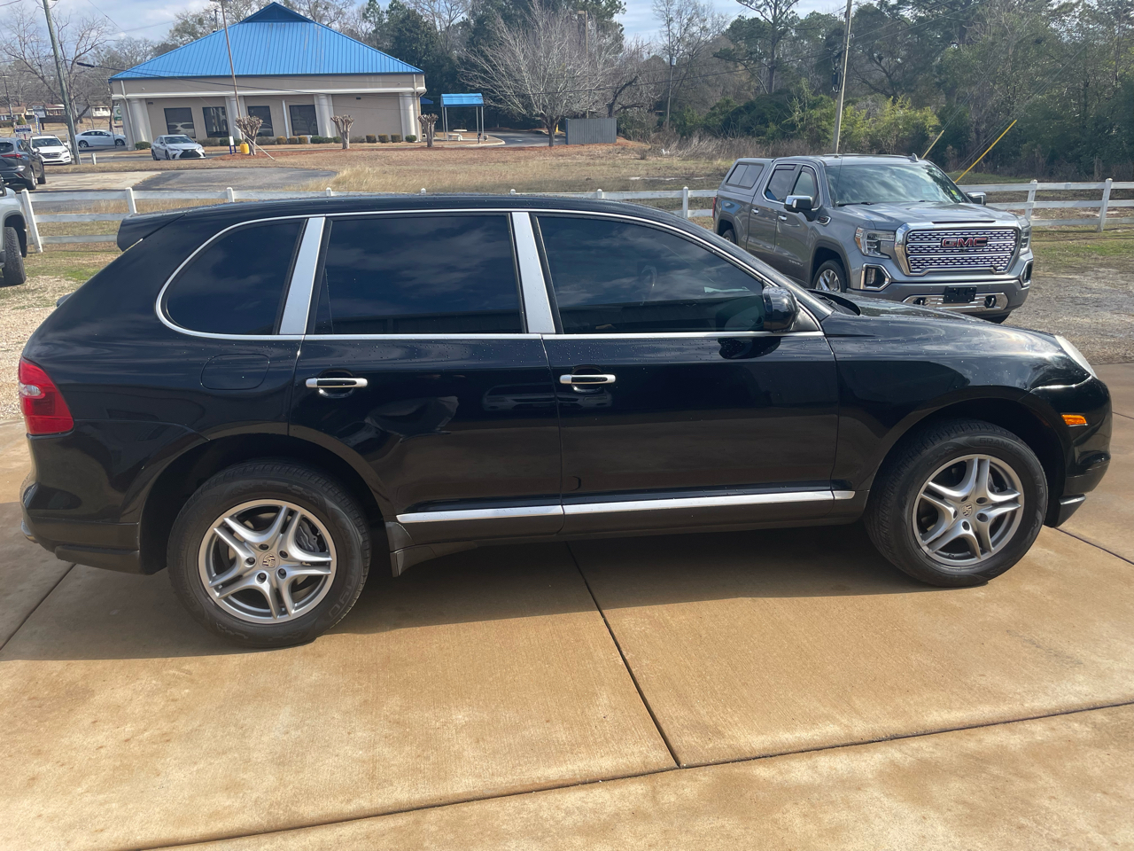 Porsche Cayenne Base 2010