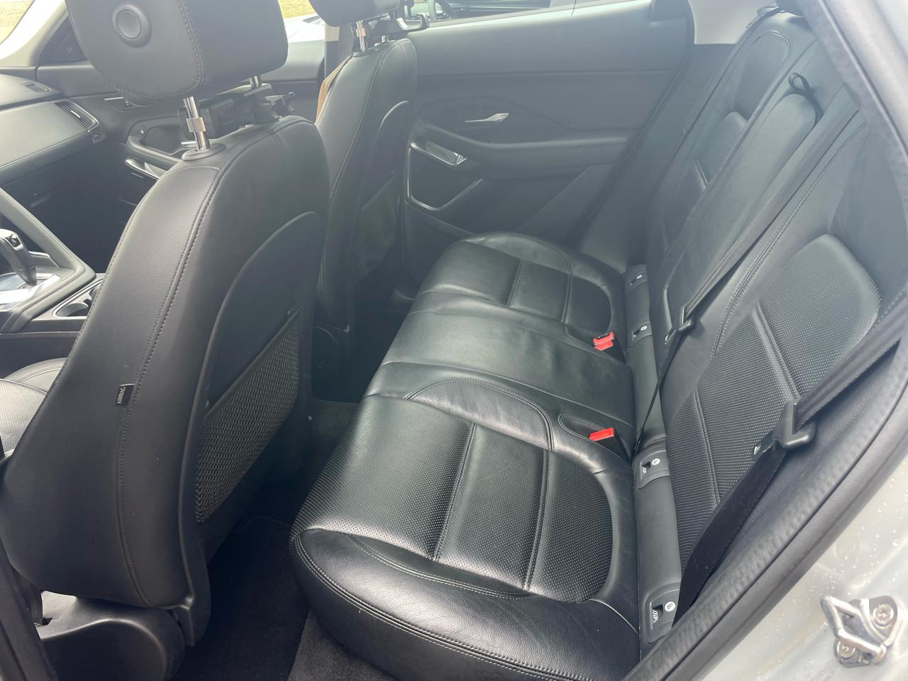 Jaguar E-Pace SE 2020