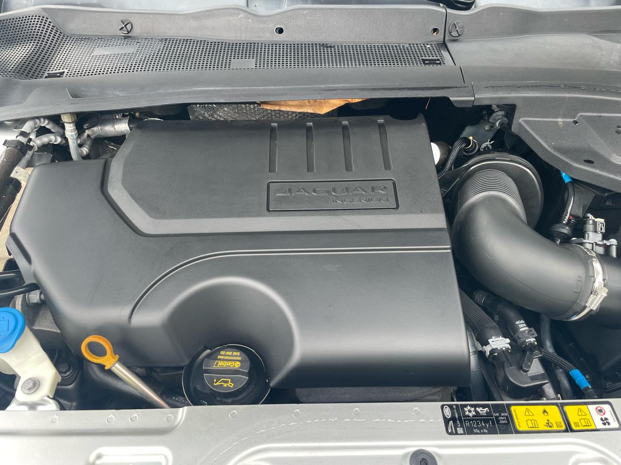 Jaguar E-Pace SE 2020