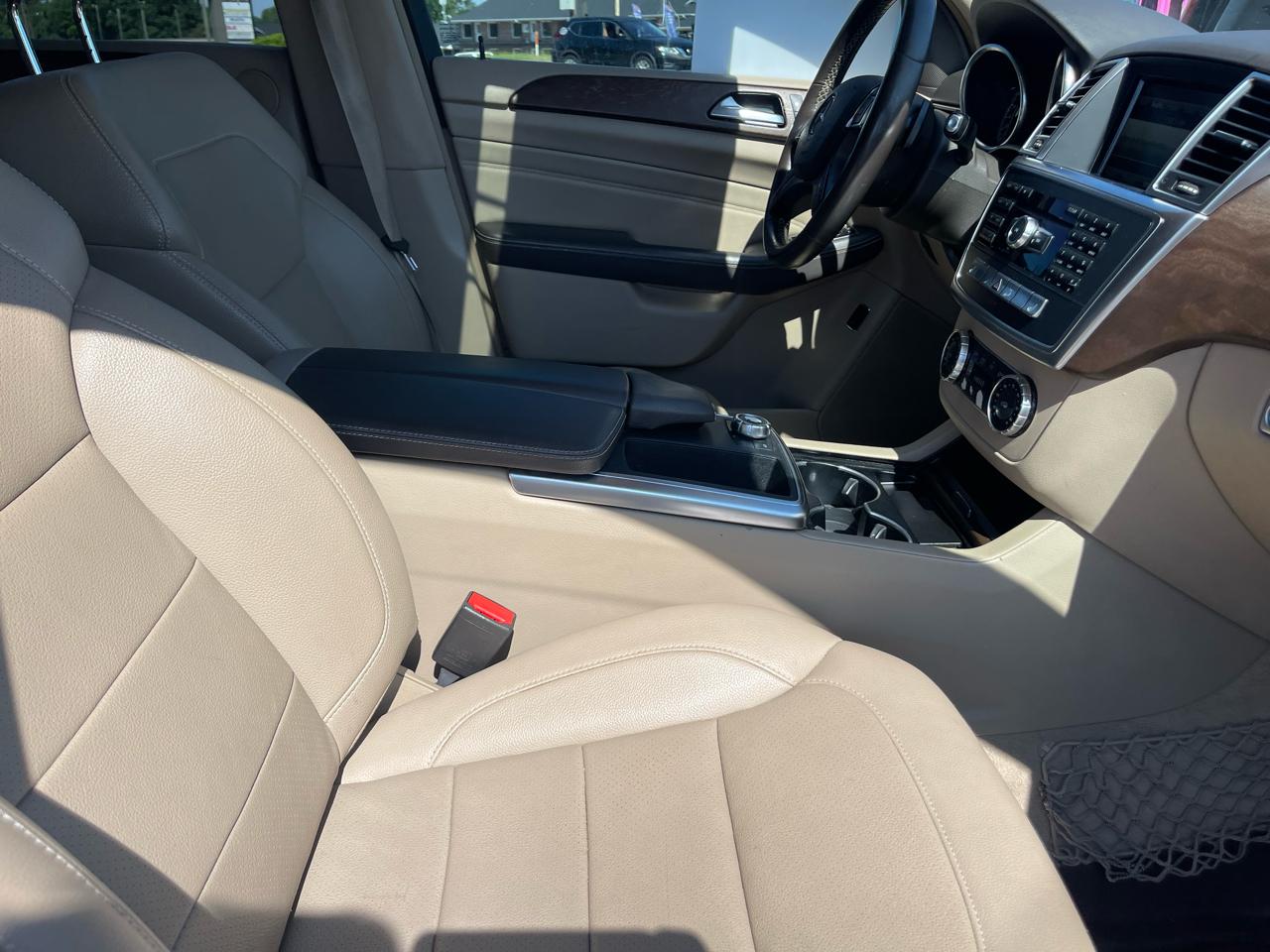 Mercedes-Benz M-Class ML350 4MATIC 2014