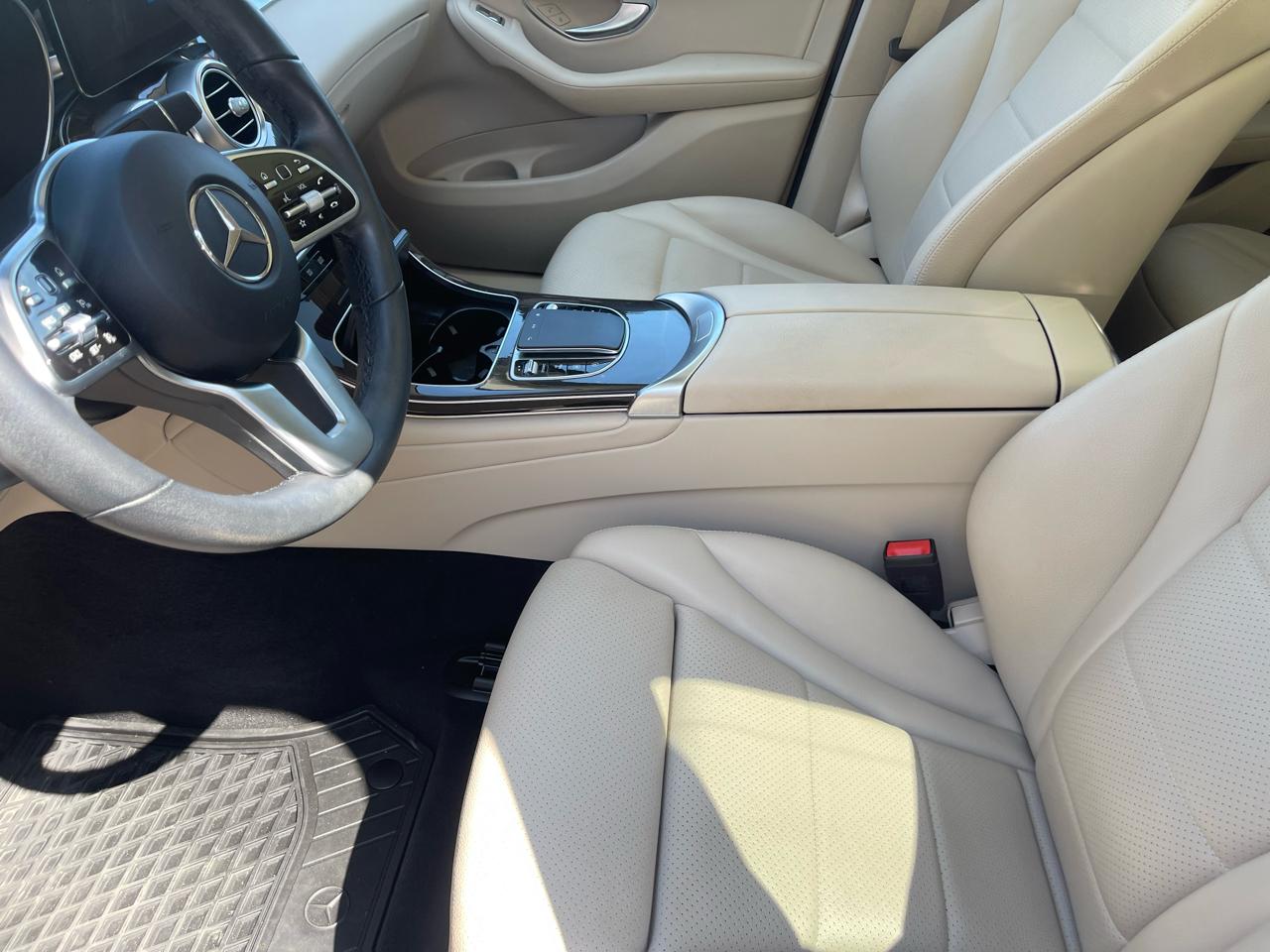 Mercedes-Benz GLC-Class GLC300 2022