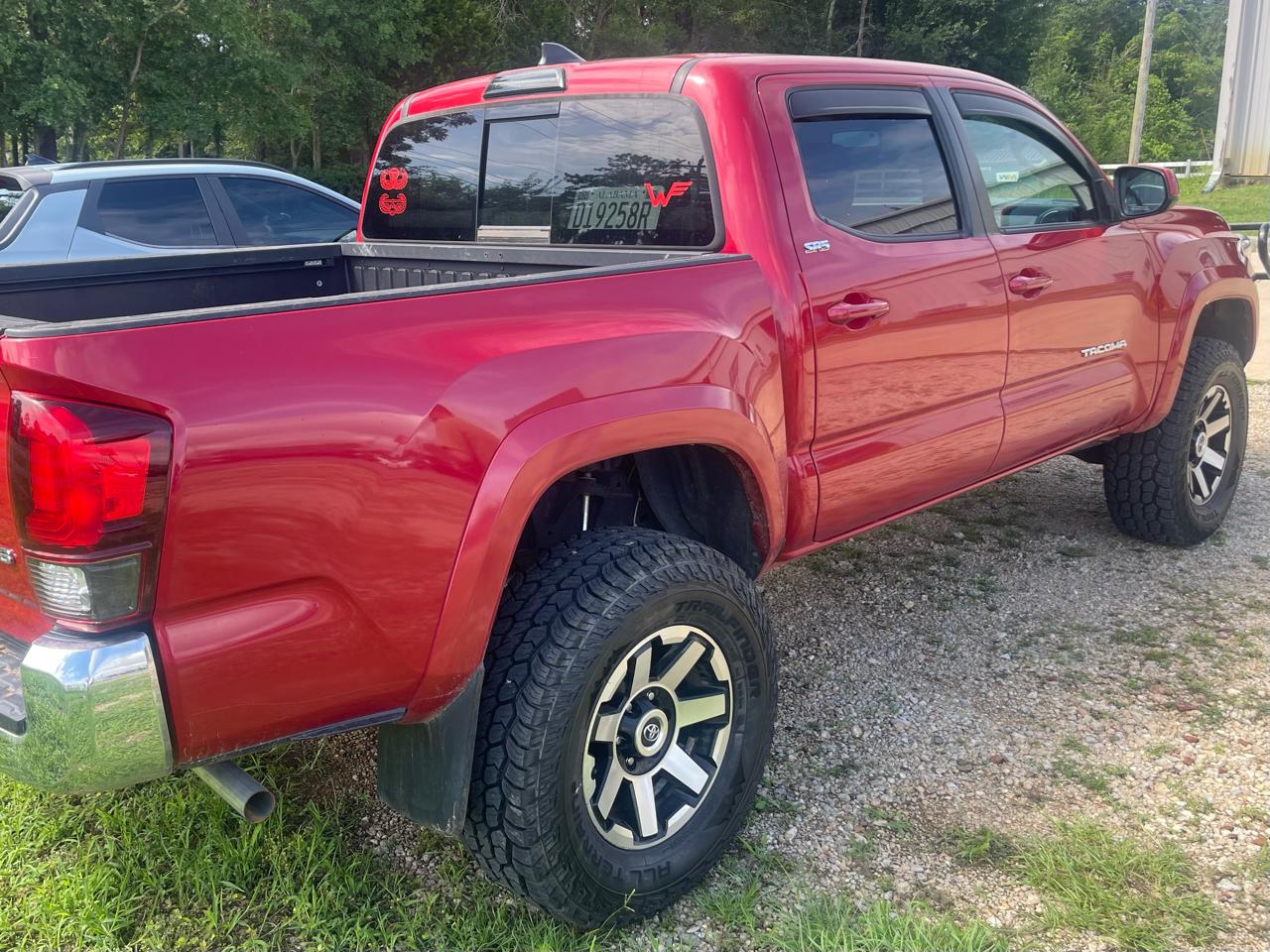 Toyota Tacoma SR5 Double Cab Long Bed V6 6AT 4WD 2019