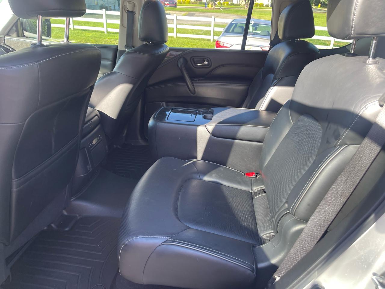 Infiniti QX80 LUXE 4WD 2021