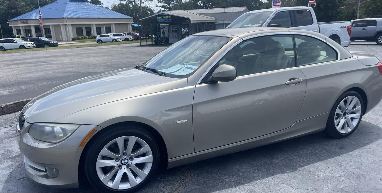 BMW 3-Series 328i Convertible 2011