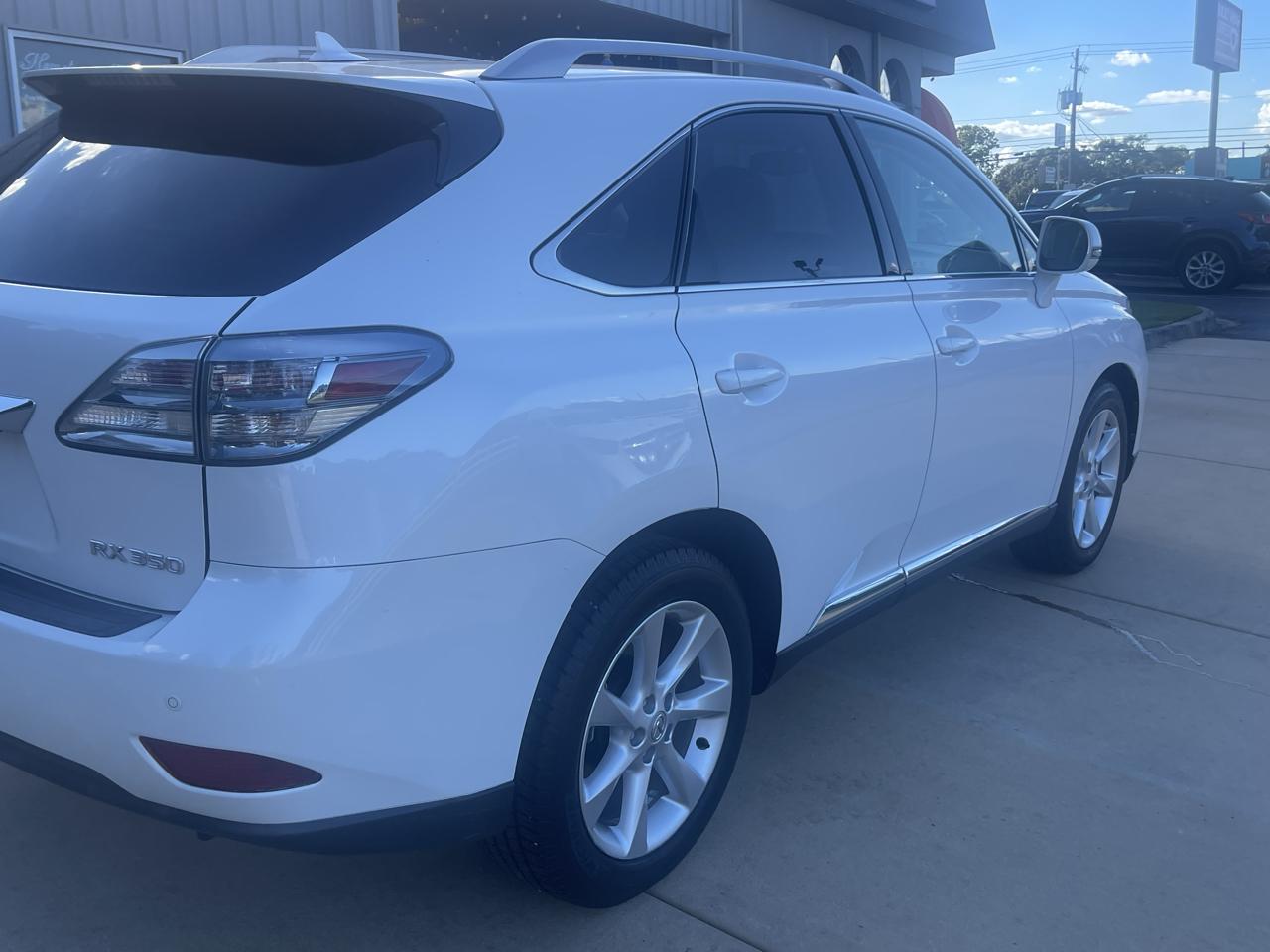 Lexus RX 350 FWD 2011