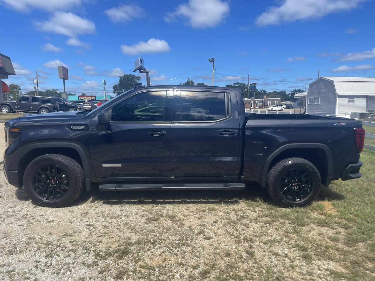 GMC Sierra 1500 Elevation Crew Cab 4WD 2026