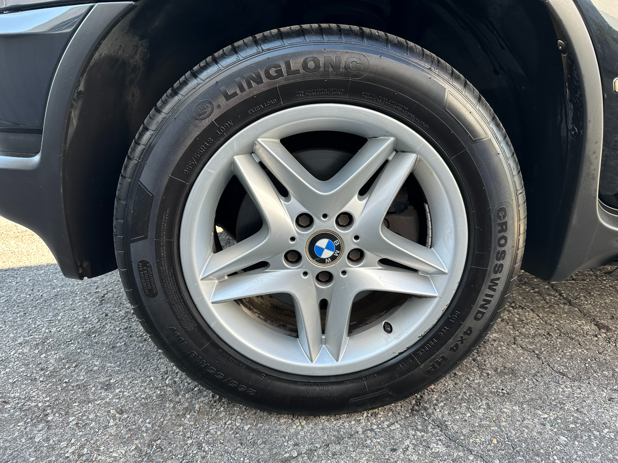 BMW X5 X5 4dr AWD 4.4i 2003 BMW X5 X5 4dr AWD 4.4i 2003