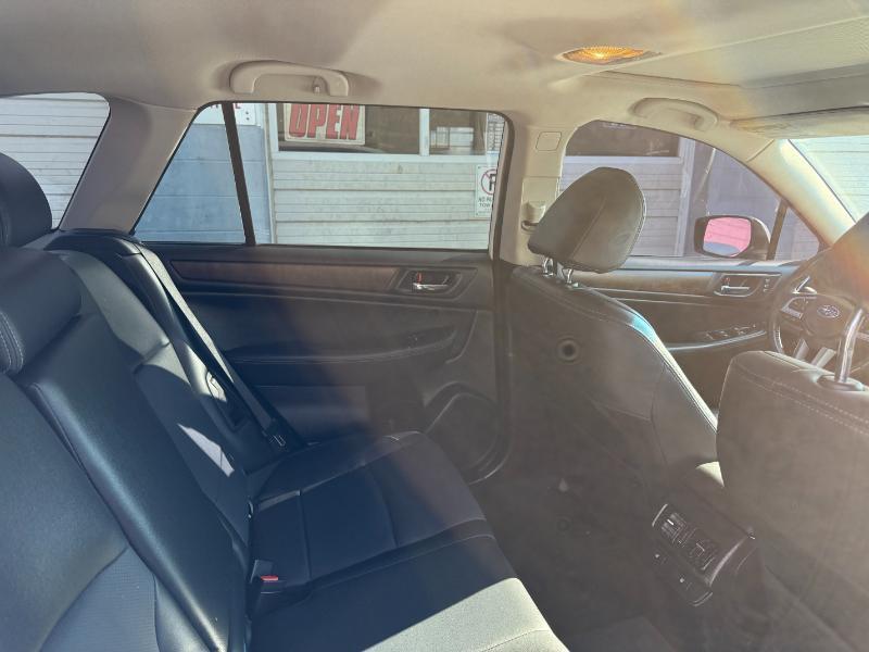 Subaru Outback 2.5i Limited 2017