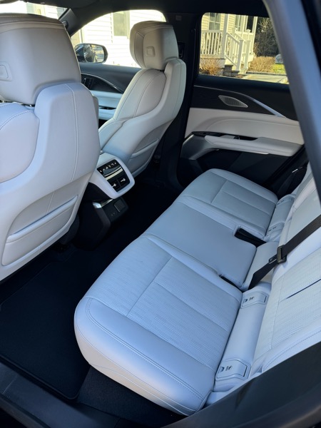 Cadillac Lyriq 4dr Sport w/1SK 2024