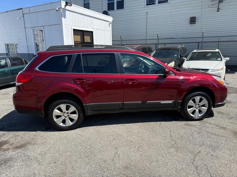 Subaru Outback 4dr Wgn H6 Auto 3.6R Limited 2011