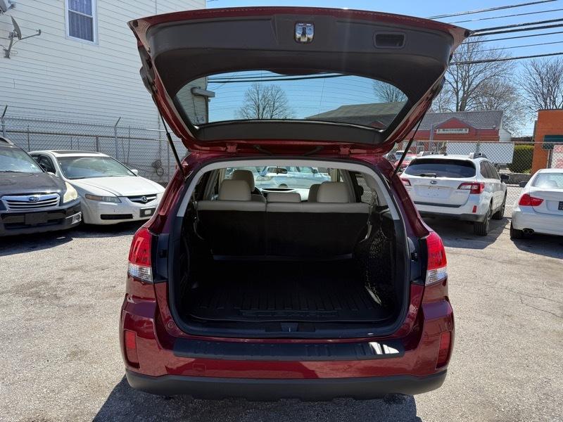 Subaru Outback 4dr Wgn H6 Auto 3.6R Limited 2011