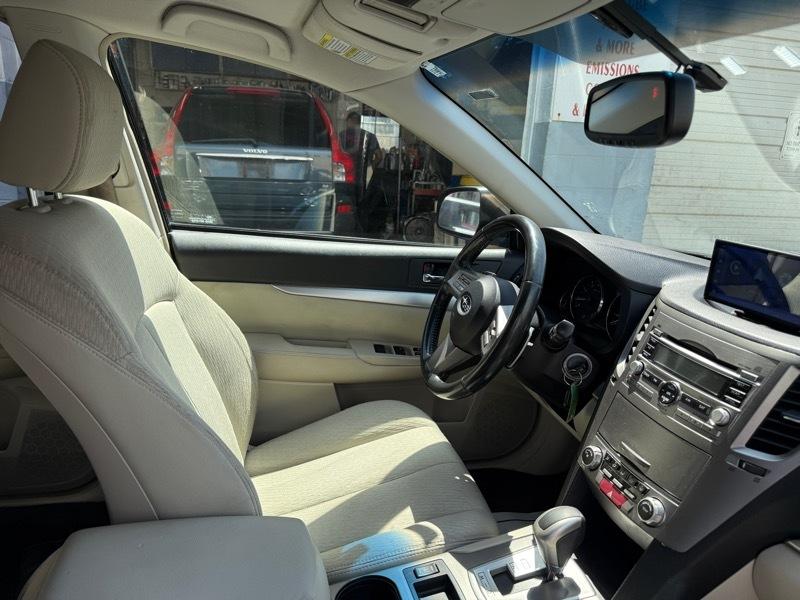 Subaru Outback 4dr Wgn H4 Auto 2.5i Prem AWP 2011