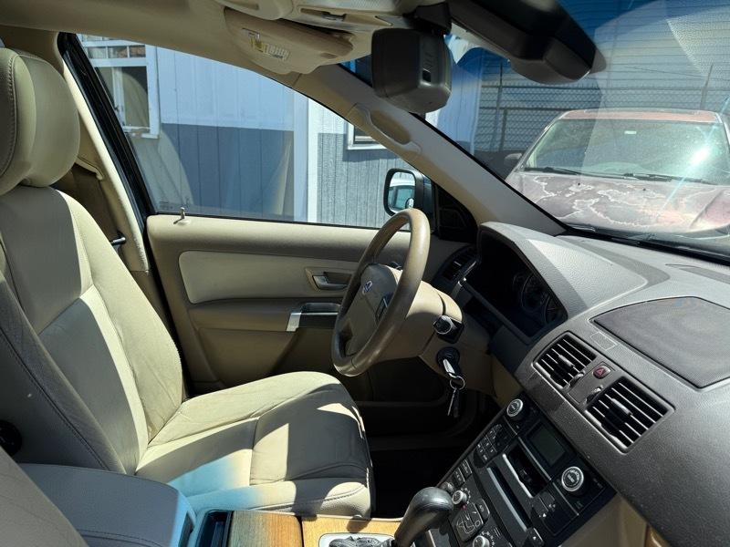 Volvo XC90 AWD 4dr I6 w/Snrf/3rd Row 2007