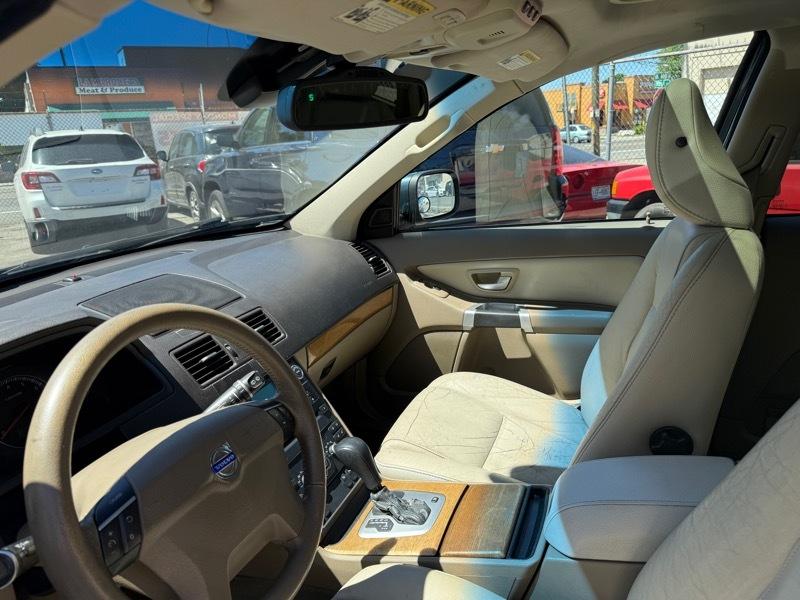 Volvo XC90 AWD 4dr I6 w/Snrf/3rd Row 2007