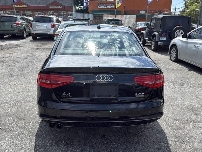 Audi A4 Auto quattro 2.0T Premium 2016