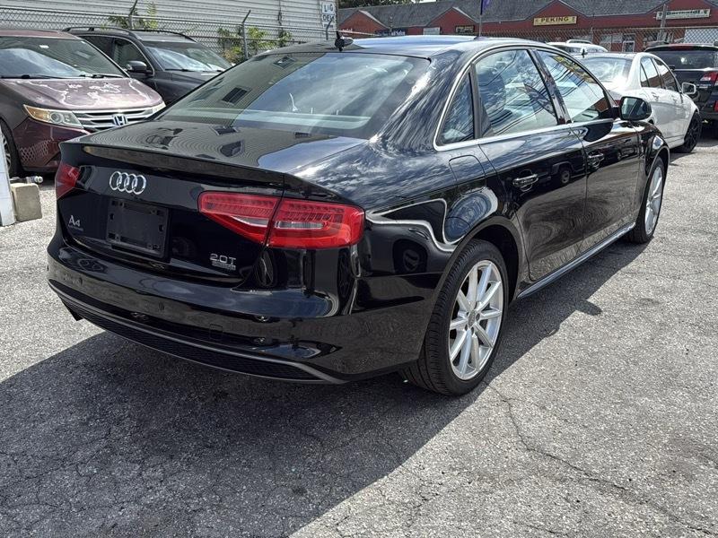 Audi A4 Auto quattro 2.0T Premium 2016