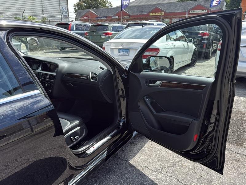 Audi A4 Auto quattro 2.0T Premium 2016