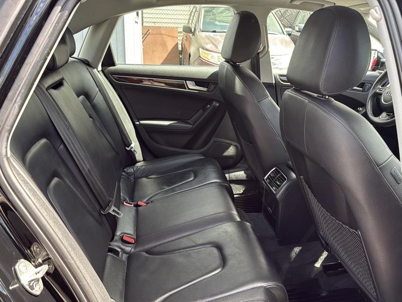 Audi A4 Auto quattro 2.0T Premium 2016