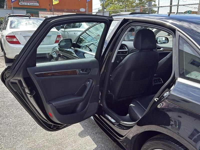 Audi A4 Auto quattro 2.0T Premium 2016