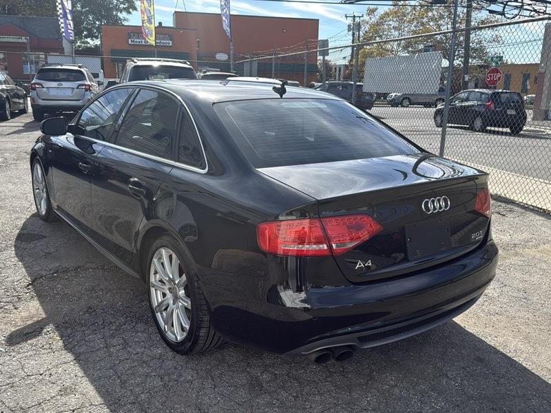 Audi A4 4dr Sdn Auto quattro 2.0T Premium Plus 2012