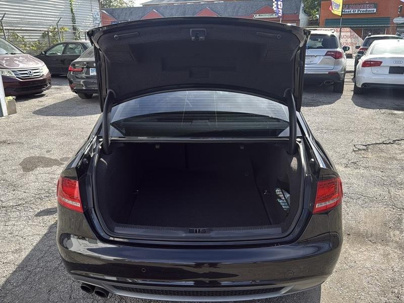Audi A4 4dr Sdn Auto quattro 2.0T Premium Plus 2012