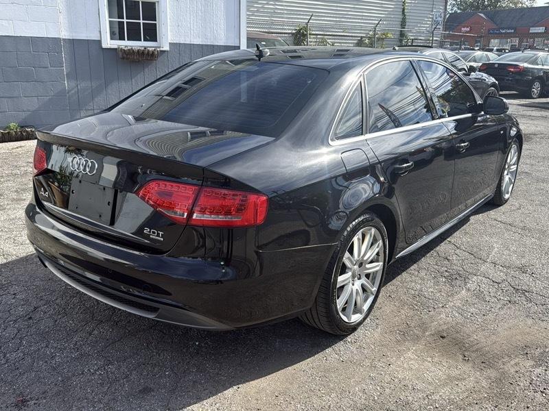 Audi A4 4dr Sdn Auto quattro 2.0T Premium Plus 2012