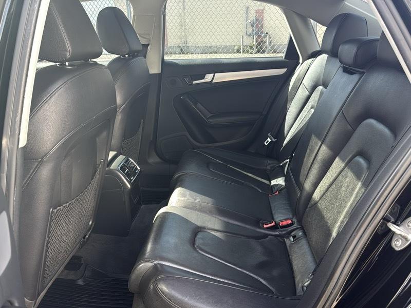 Audi A4 4dr Sdn Auto quattro 2.0T Premium Plus 2012