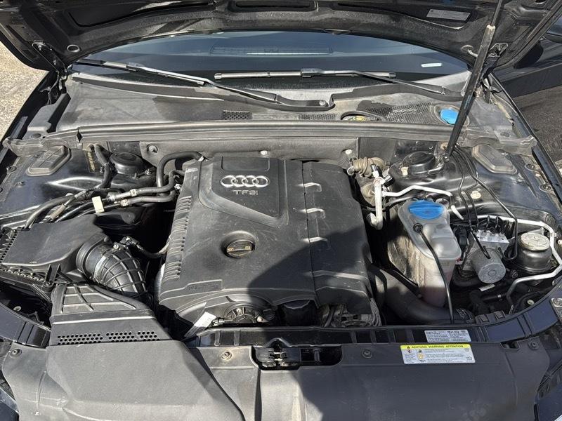 Audi A4 4dr Sdn Auto quattro 2.0T Premium Plus 2012
