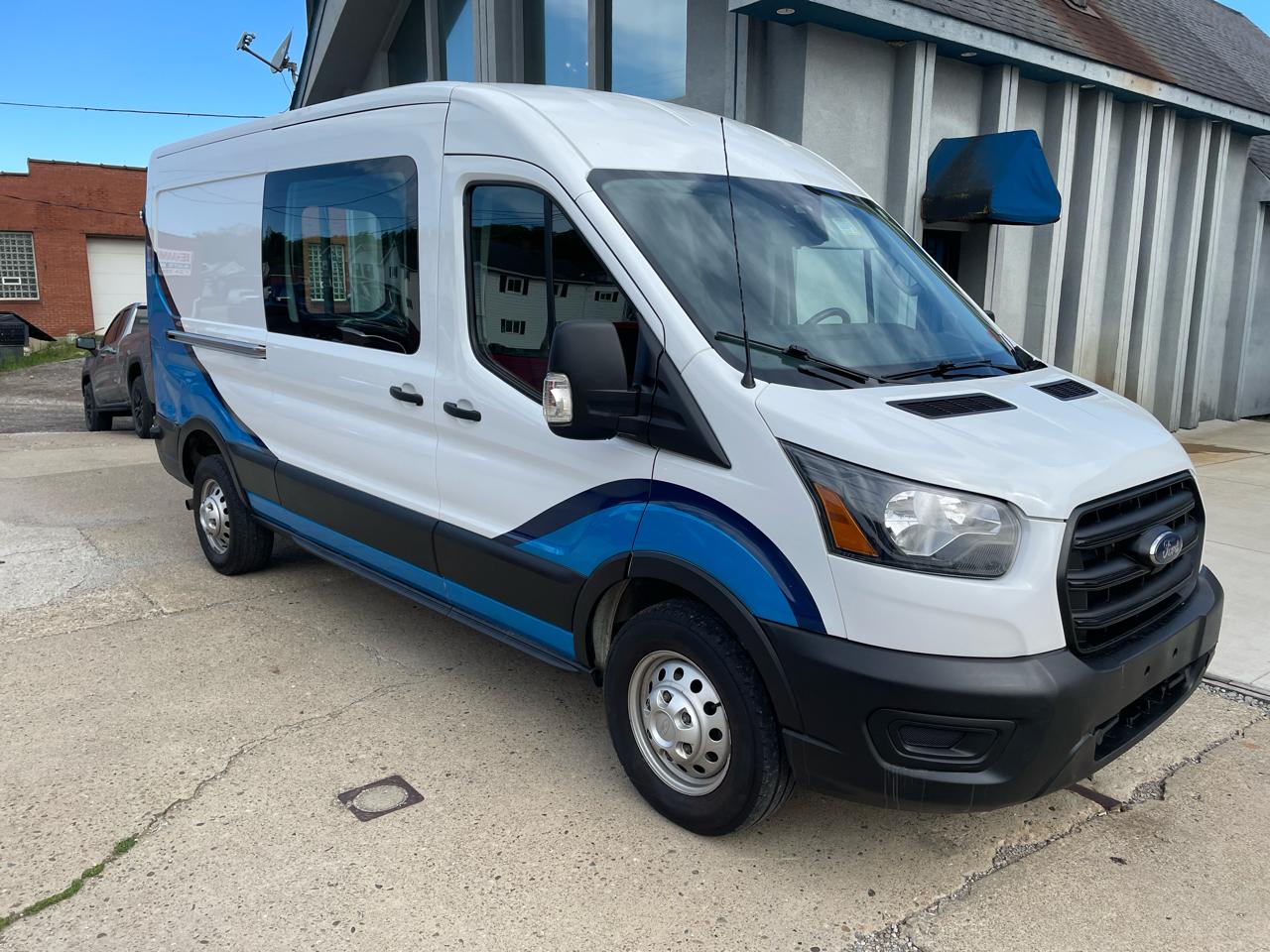 Ford Transit 250 Van Med. Roof w/Sliding Pass. 148-in. WB 2020