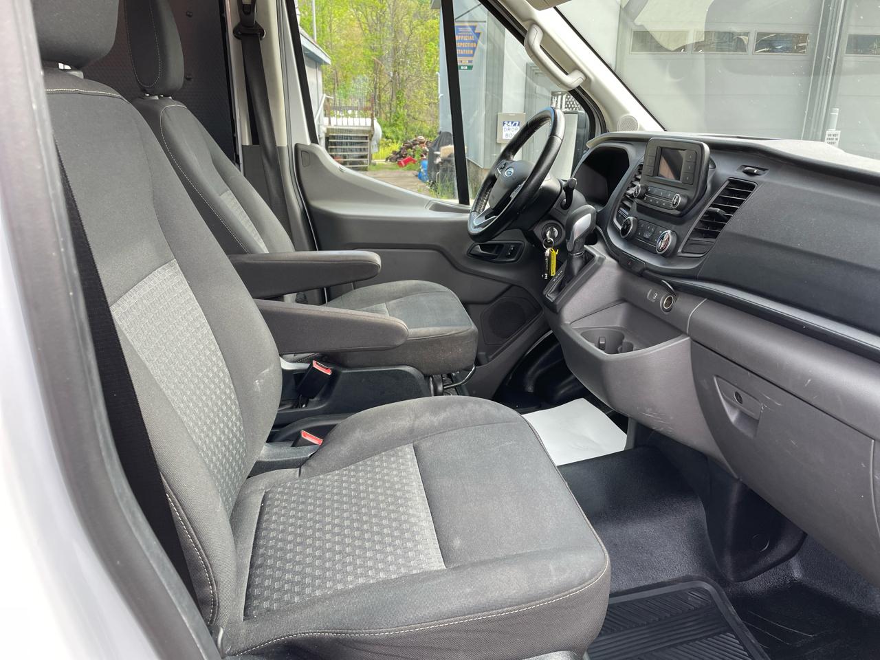 Ford Transit 250 Van Med. Roof w/Sliding Pass. 148-in. WB 2020