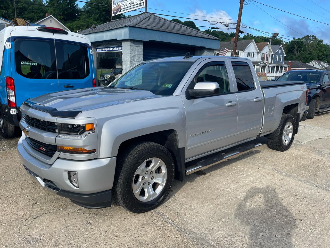 Chevrolet Silverado 1500 LT Z71 Crew Cab 4WD 2017