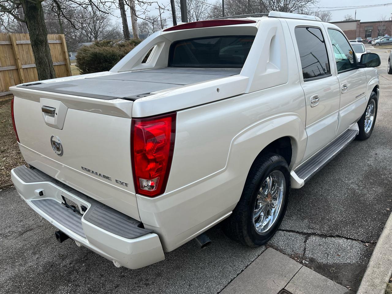 Cadillac Escalade EXT Sport Utility Truck 2005