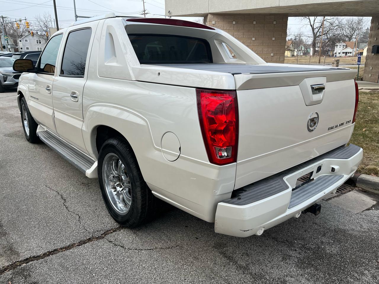 Cadillac Escalade EXT Sport Utility Truck 2005