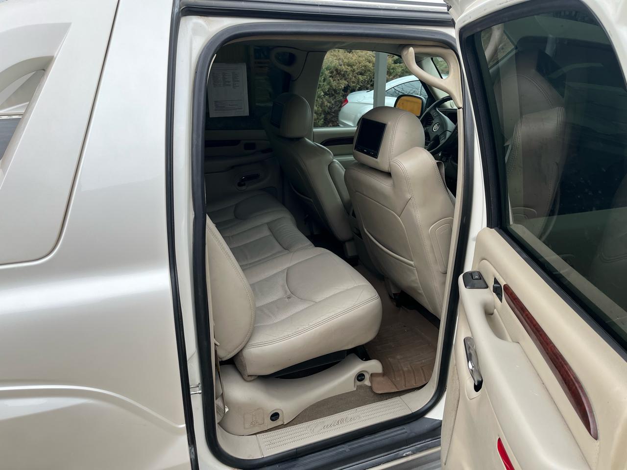 Cadillac Escalade EXT Sport Utility Truck 2005