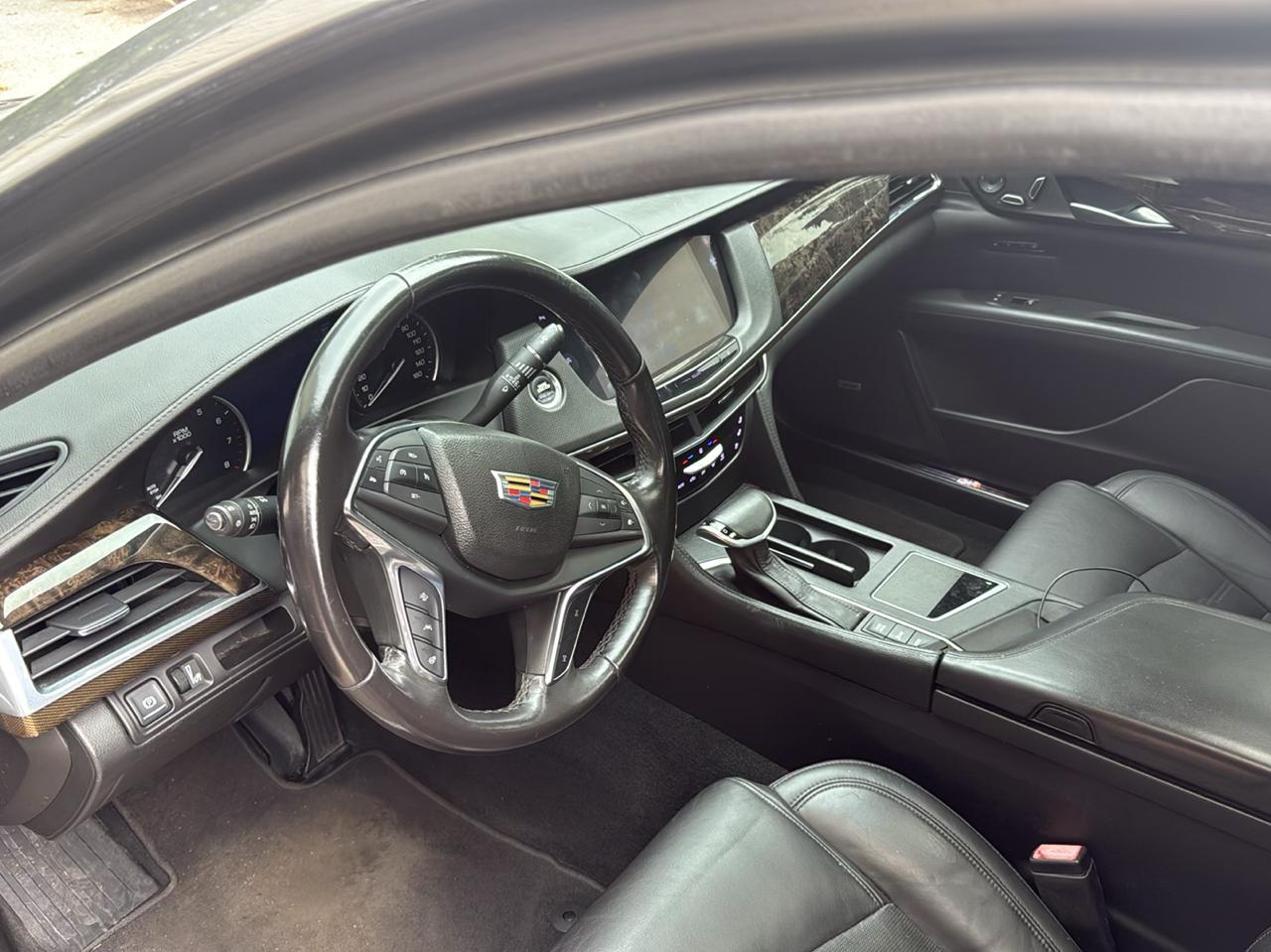 Cadillac CT6 3.6L Luxury AWD 2016