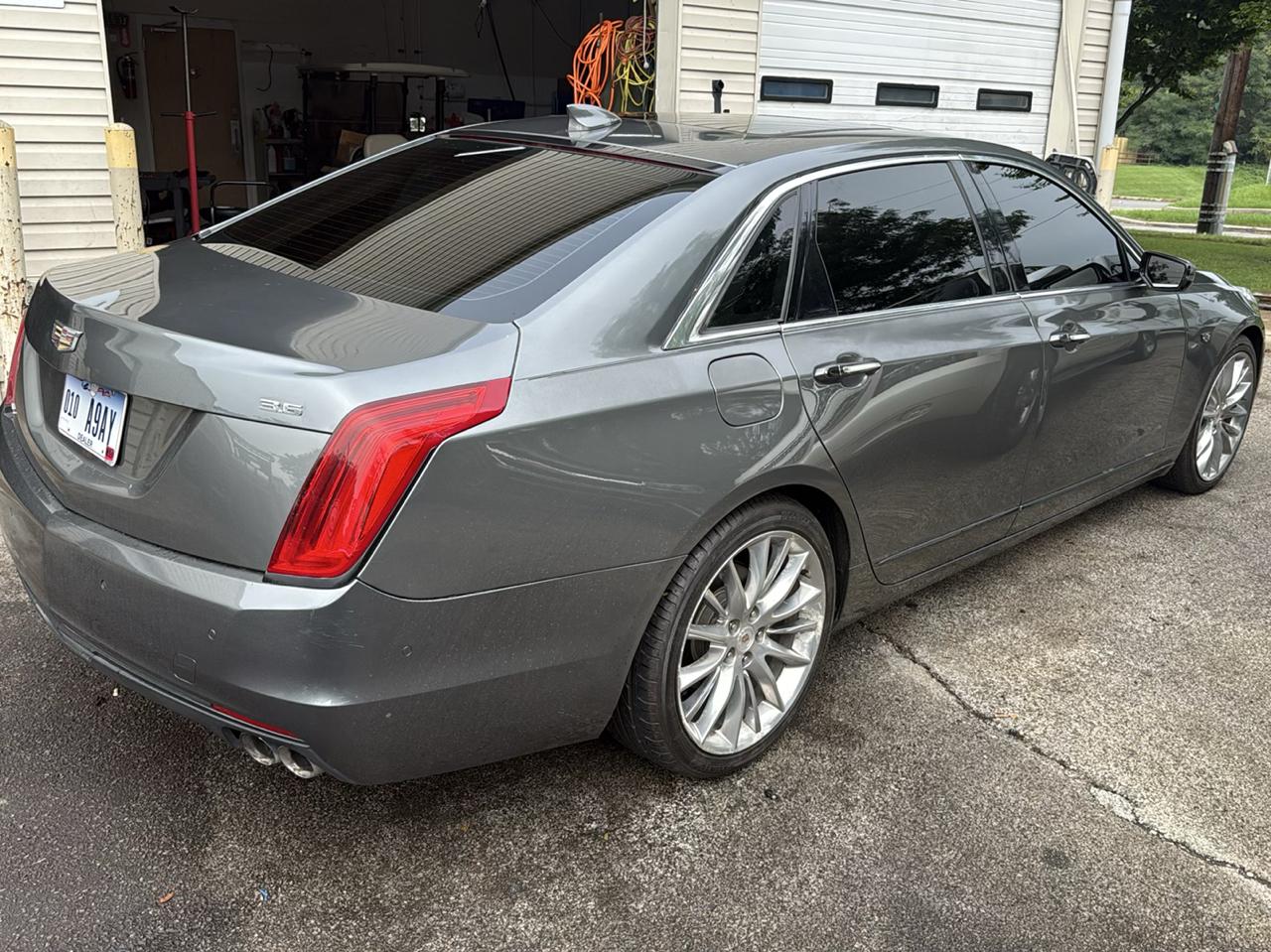 Cadillac CT6 3.6L Luxury AWD 2016