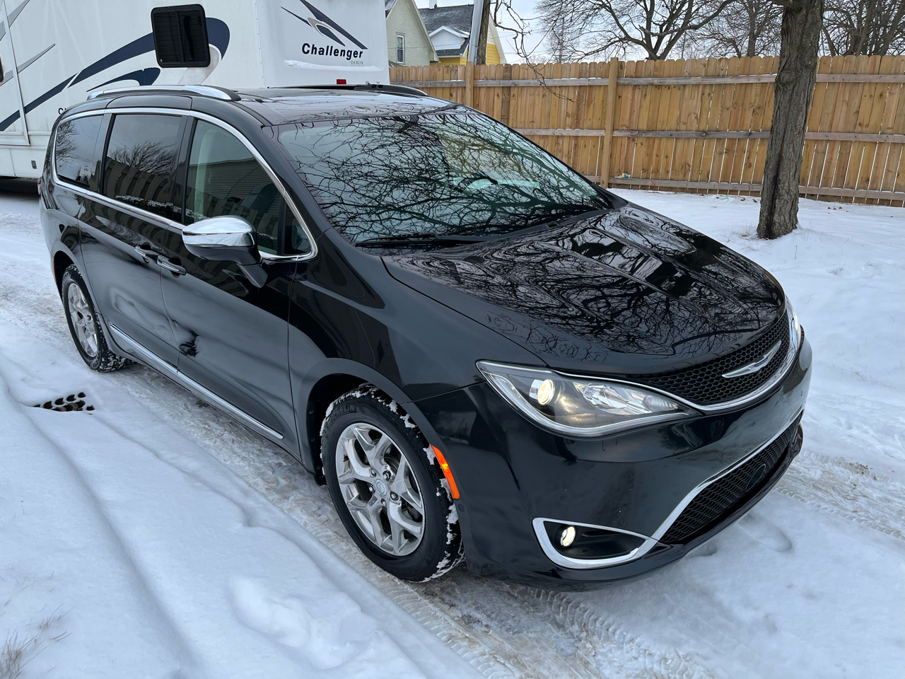 Chrysler Pacifica Limited 2019