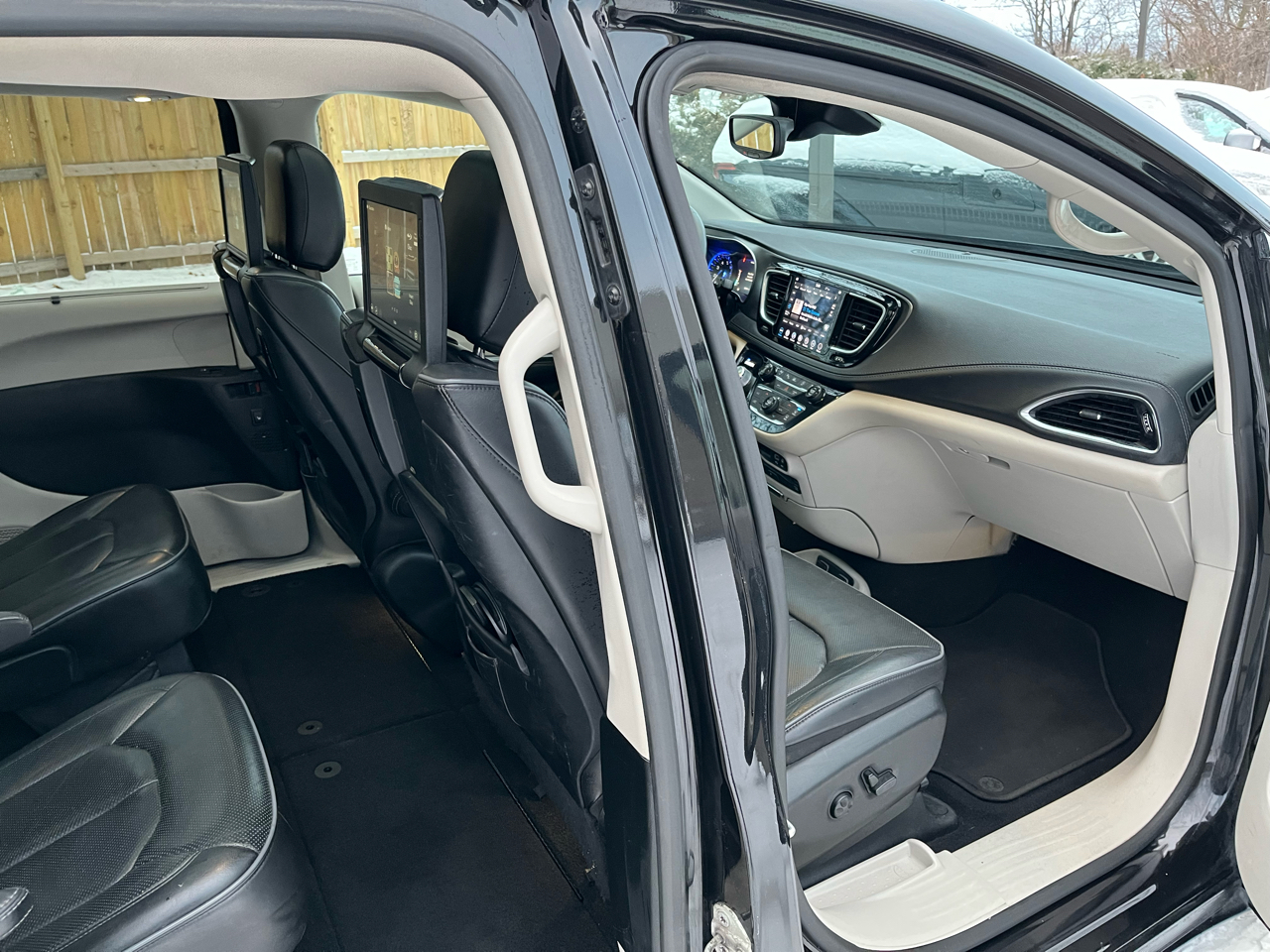 Chrysler Pacifica Limited 2019