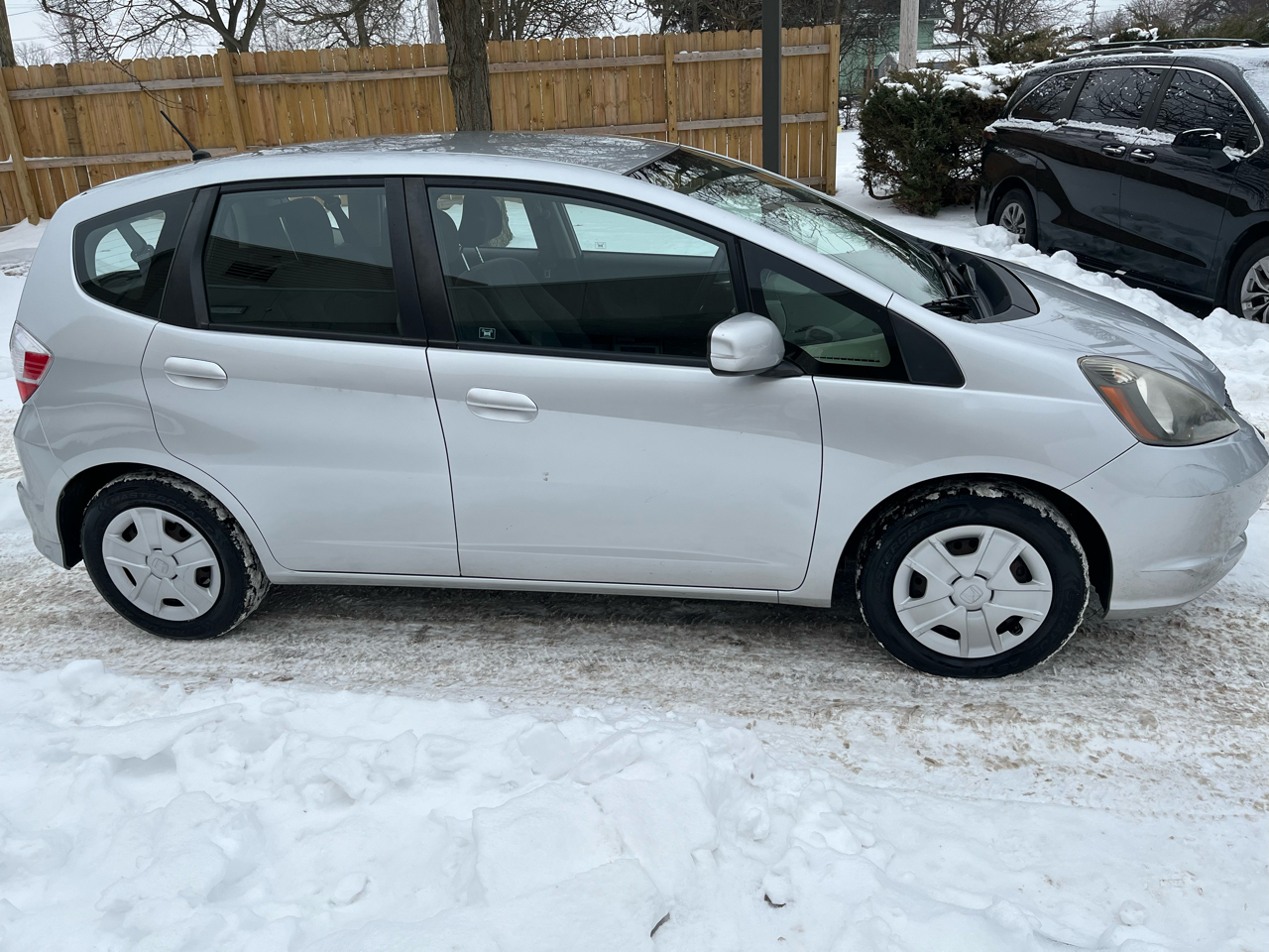 Honda Fit 5-Speed AT 2013