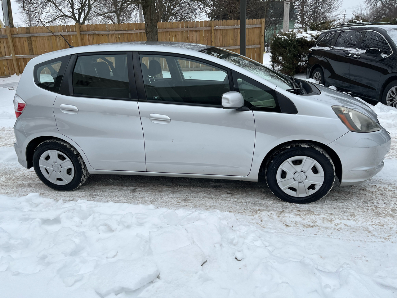 Honda Fit 5-Speed AT 2013