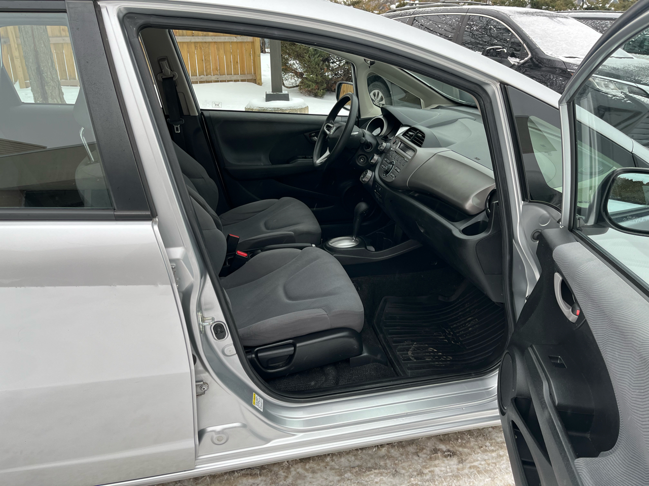 Honda Fit 5-Speed AT 2013