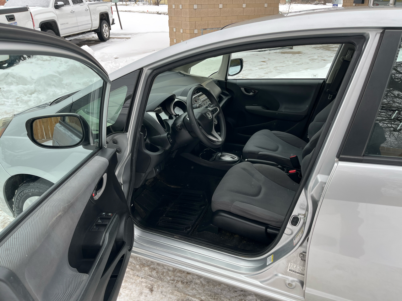 Honda Fit 5-Speed AT 2013