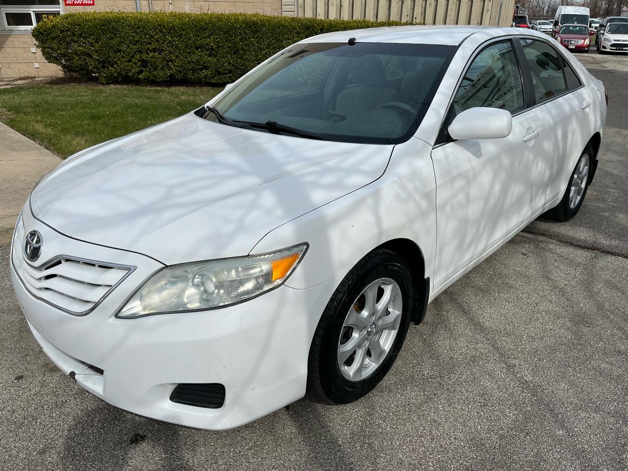 2011 Toyota Camry Base 6-Spd AT
