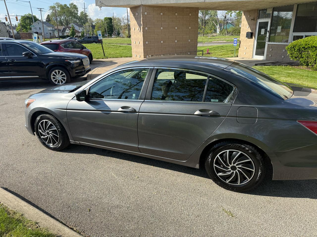 Honda Accord LX sedan AT 2009